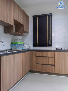 *****บ้านแฝดมือสองนนทบุรี ม.เรสท์ บางใหญ่ บ้านสวยพร้อมอยู่ เนื้อที่ 38.7 ตร.ว. ฟังก์ชั่น 3 ห้องนอน 2 ห้องน้ำ แถมแอร์ 1 เครื่อง! ต่อเติมครบ มีบิ้วท์อินครัว และโรงจอดรถพร้อมใช้งาน บนทำเลเดินทางสะดวก ใกล้เซ็นทรัลเวสต์เกต อิเกีย ทางด่วน และรถไฟฟ้าสถานี "คลองบางไผ่"